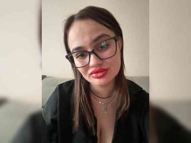 Sweetgirl31111 webcam