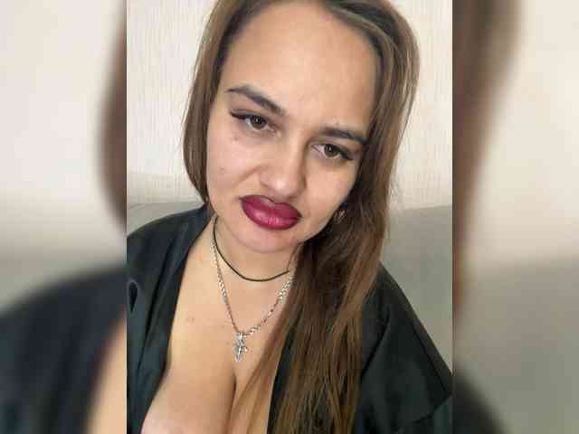 Sweetgirl31111 webcam
