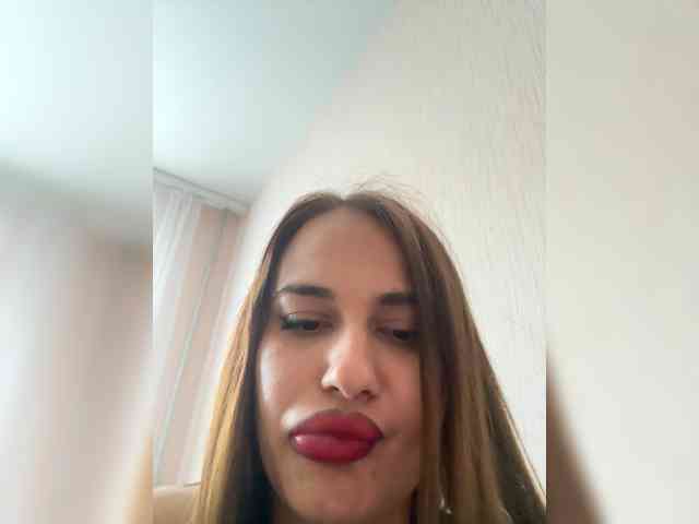 Sweetgirl31111 webcam