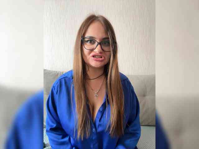 Sweetgirl31111 webcam