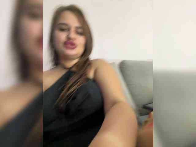 Sweetgirl31111 webcam
