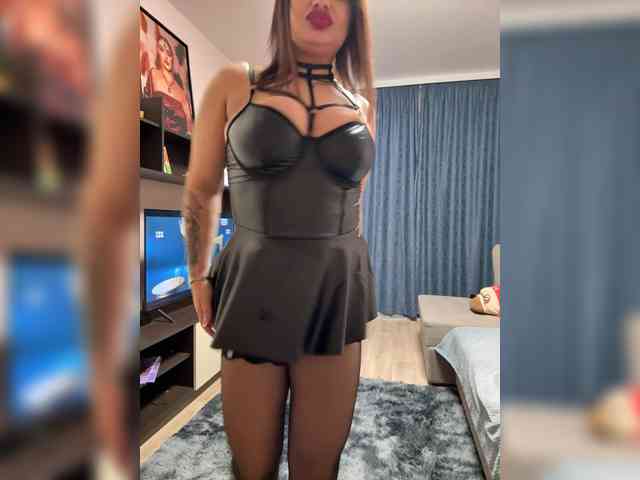 Sweetgirl31111 webcam
