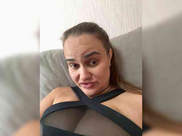 Sweetgirl31111 webcam