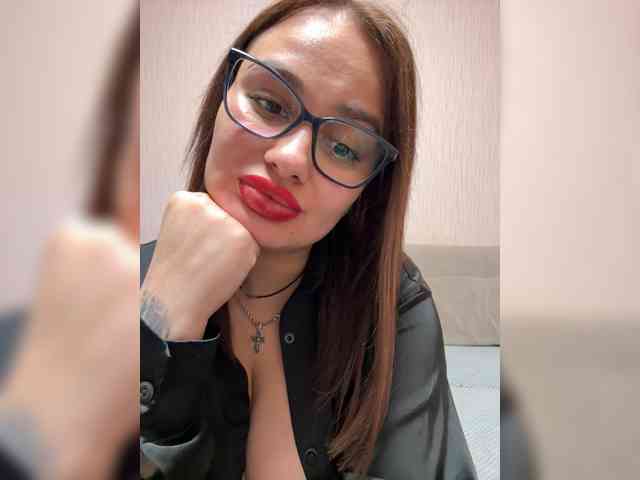 Sweetgirl31111 webcam