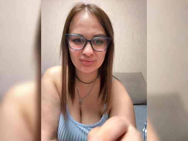 Sweetgirl31111 webcam