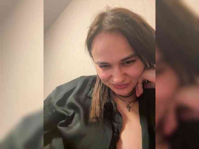 Sweetgirl31111 webcam