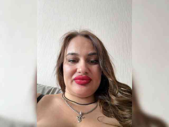Sweetgirl31111 webcam