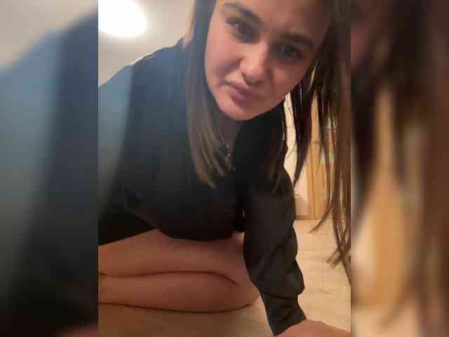 Sweetgirl31111 webcam