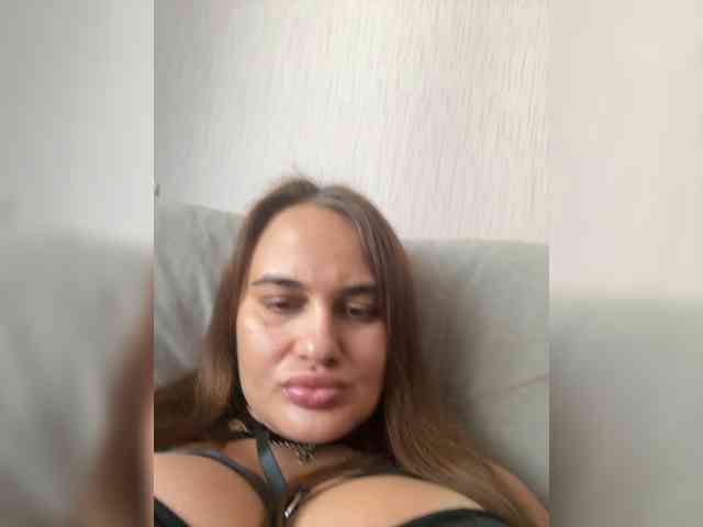Sweetgirl31111 webcam
