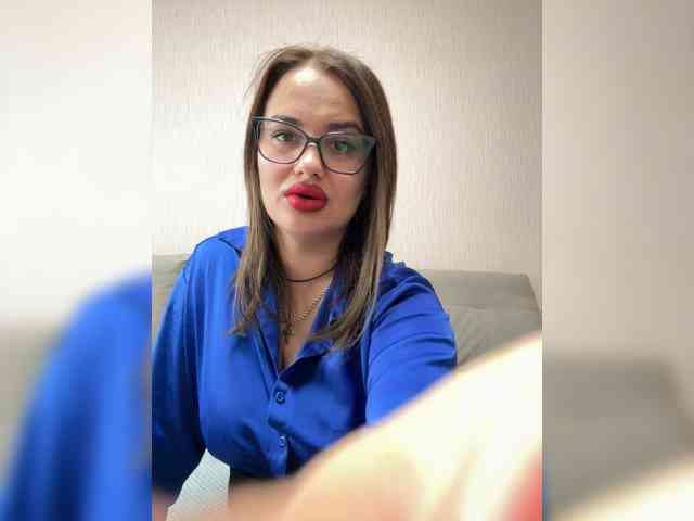 Sweetgirl31111 webcam