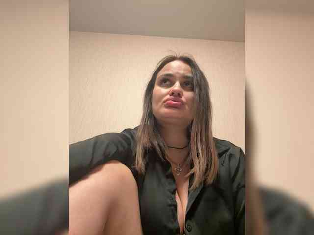 Sweetgirl31111 webcam