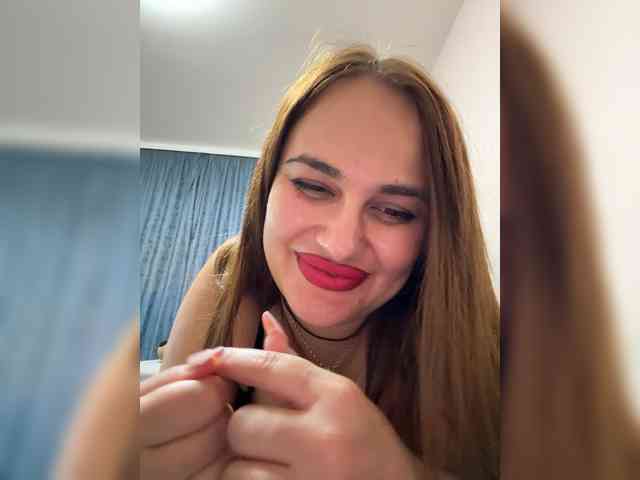 Sweetgirl31111 webcam