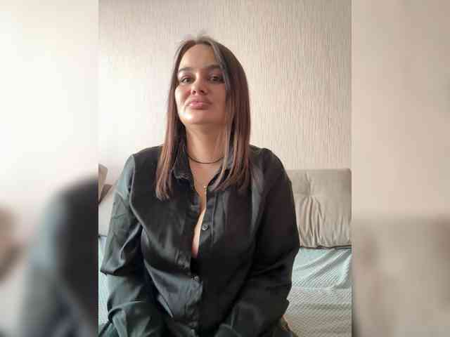 Sweetgirl31111 webcam