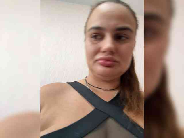 Sweetgirl31111 webcam