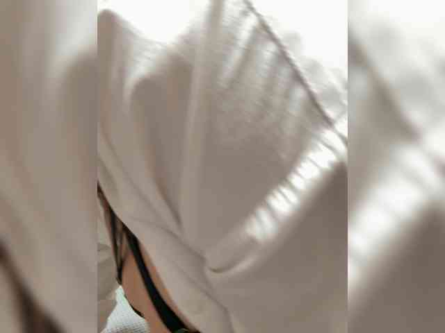 Sweetgirl31111 webcam