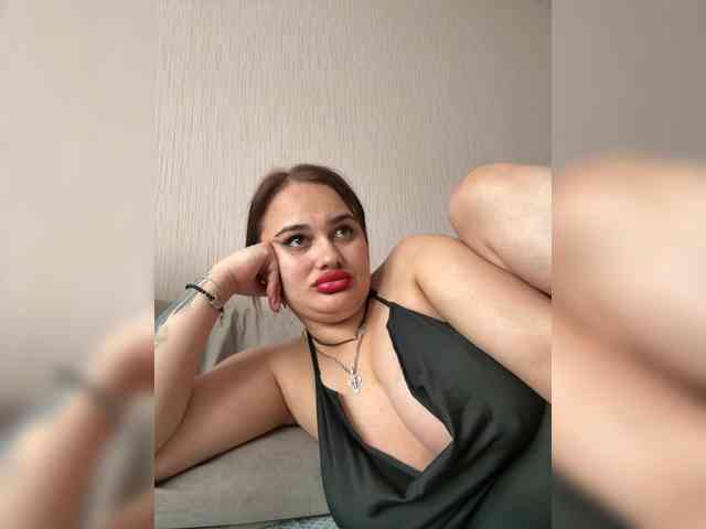Sweetgirl31111 webcam