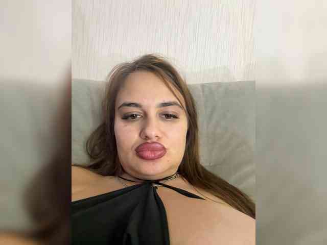 Sweetgirl31111 webcam