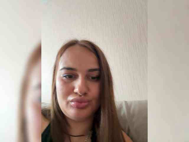 Sweetgirl31111 webcam