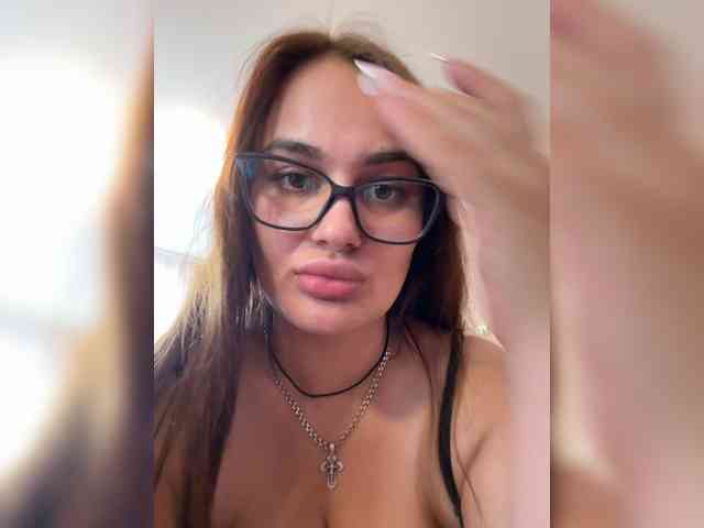 Sweetgirl31111 webcam