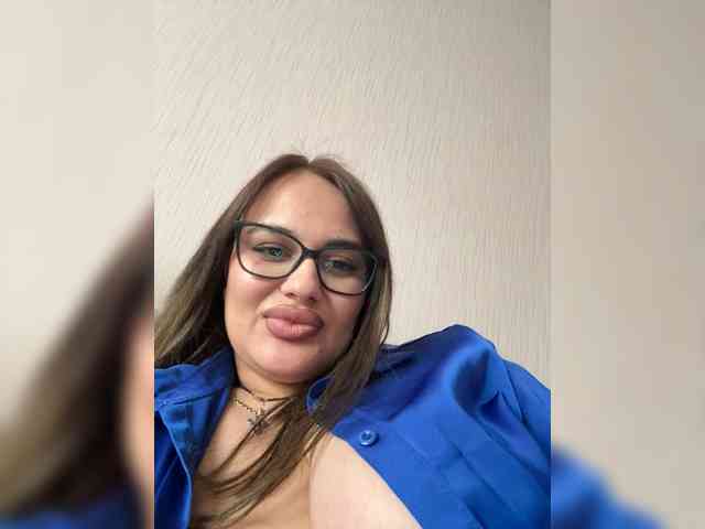 Sweetgirl31111 webcam