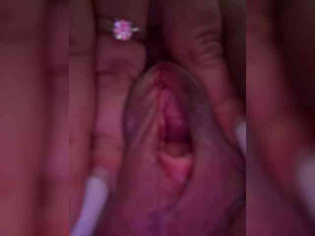 Sweetgirl31111 webcam