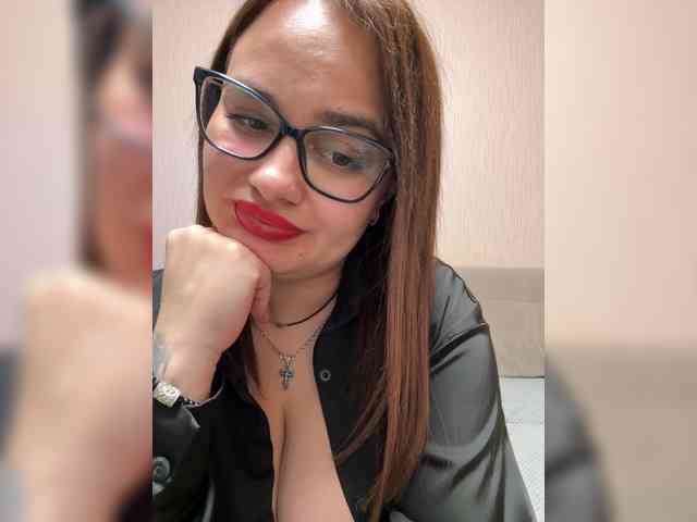 Sweetgirl31111 webcam