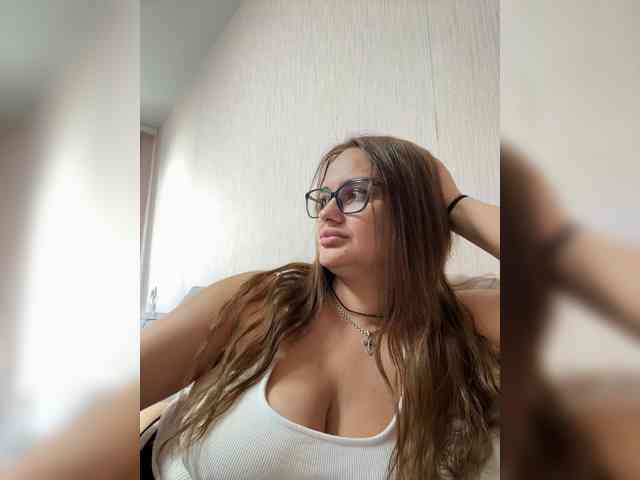 Sweetgirl31111 webcam