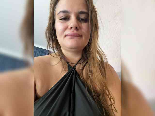 Sweetgirl31111 webcam