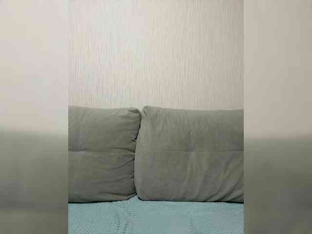 Sweetgirl31111 webcam