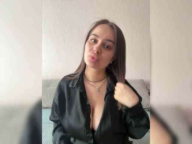 Sweetgirl31111 webcam