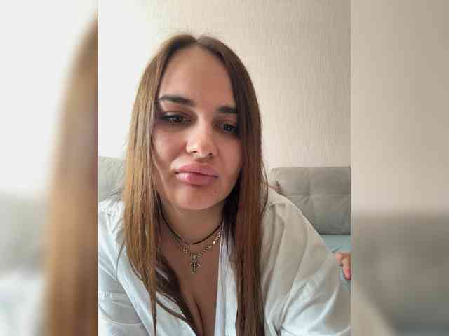 Sweetgirl31111 webcam