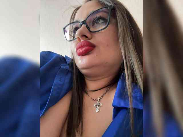 Sweetgirl31111 webcam