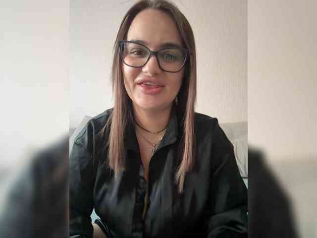 Sweetgirl31111 webcam