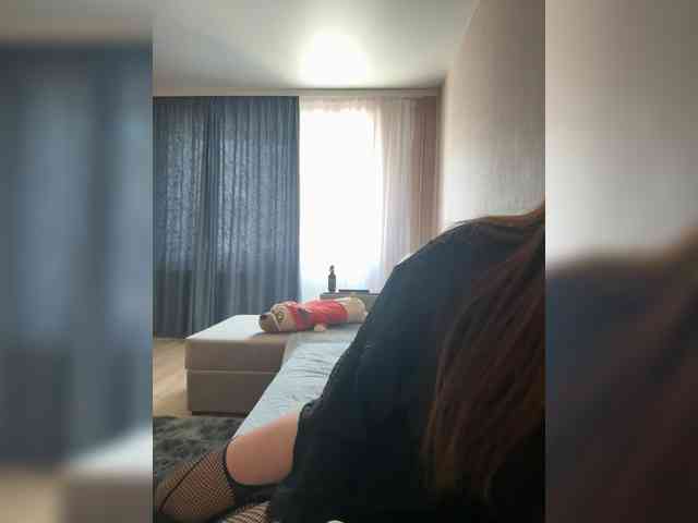 Sweetgirl31111 webcam