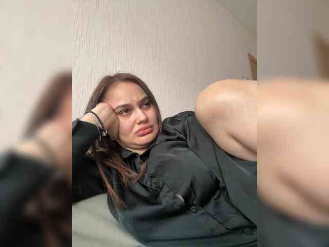 Sweetgirl31111 webcam