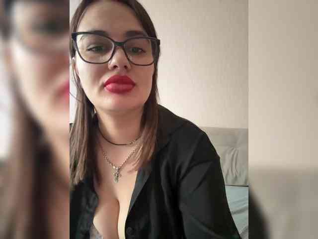 Sweetgirl31111 webcam