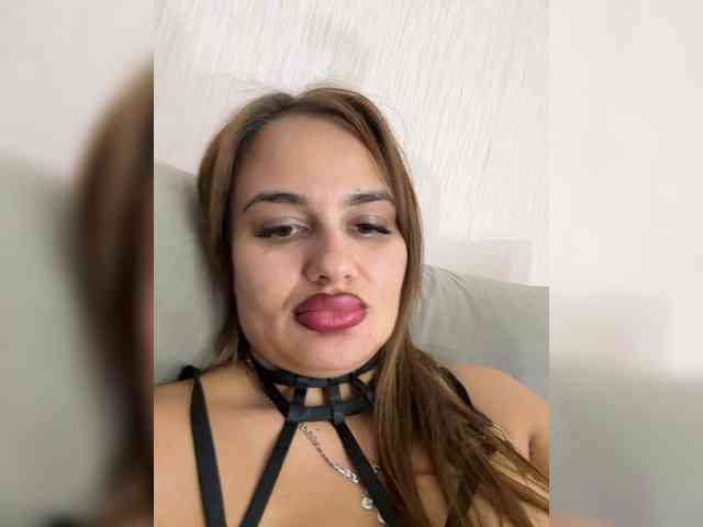 Sweetgirl31111 webcam