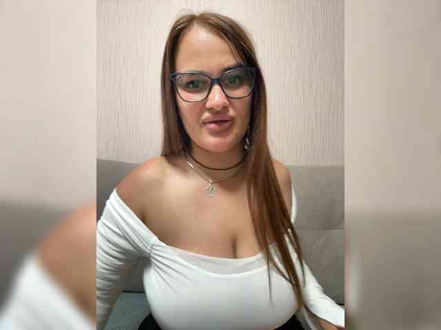 Sweetgirl31111 webcam