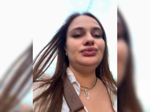 Sweetgirl31111 webcam