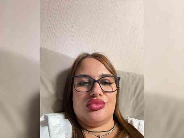 Sweetgirl31111 webcam