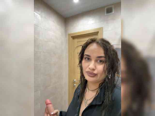 Sweetgirl31111 webcam