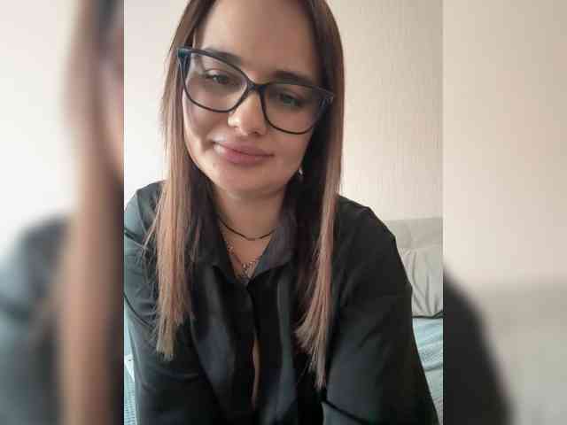 Sweetgirl31111 webcam