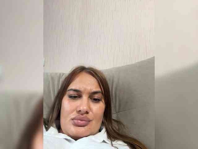 Sweetgirl31111 webcam