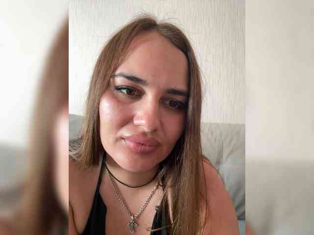 Sweetgirl31111 webcam