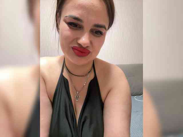 Sweetgirl31111 webcam