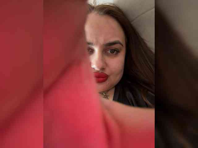 Sweetgirl31111 webcam