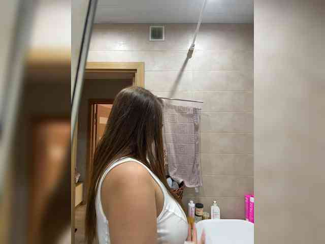 Sweetgirl31111 webcam