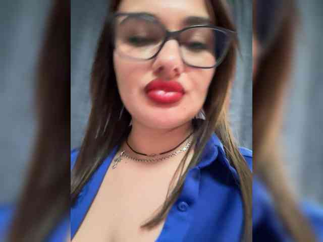 Sweetgirl31111 webcam