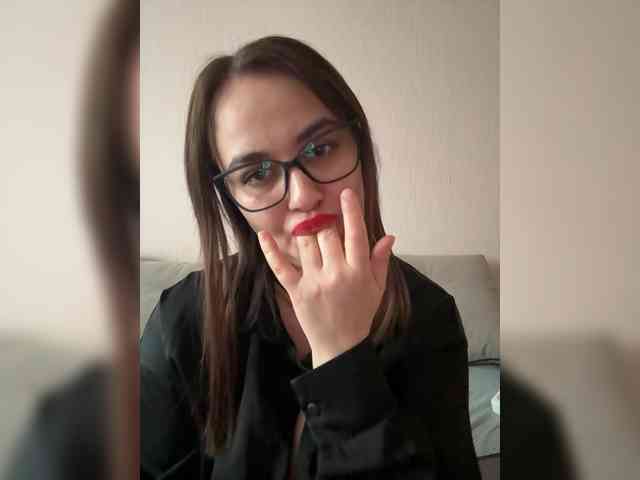 Sweetgirl31111 webcam