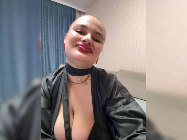 Sweetgirl31111 webcam
